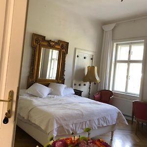 Uitgebreide Kamer met een King Size Bed